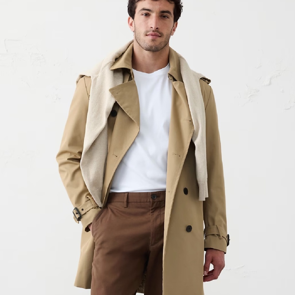 Brand New w tags!!! Banana Republic Mens Trench Coat. Khaki size L. Relaxed fit. - Picture 14 of 15